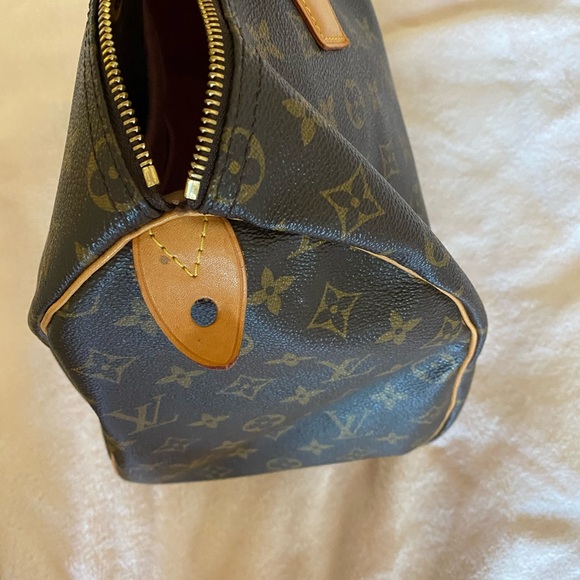 ❗️SOLD❗️2017 Louis Vuitton Speedy 35 - Picture 7 of 11